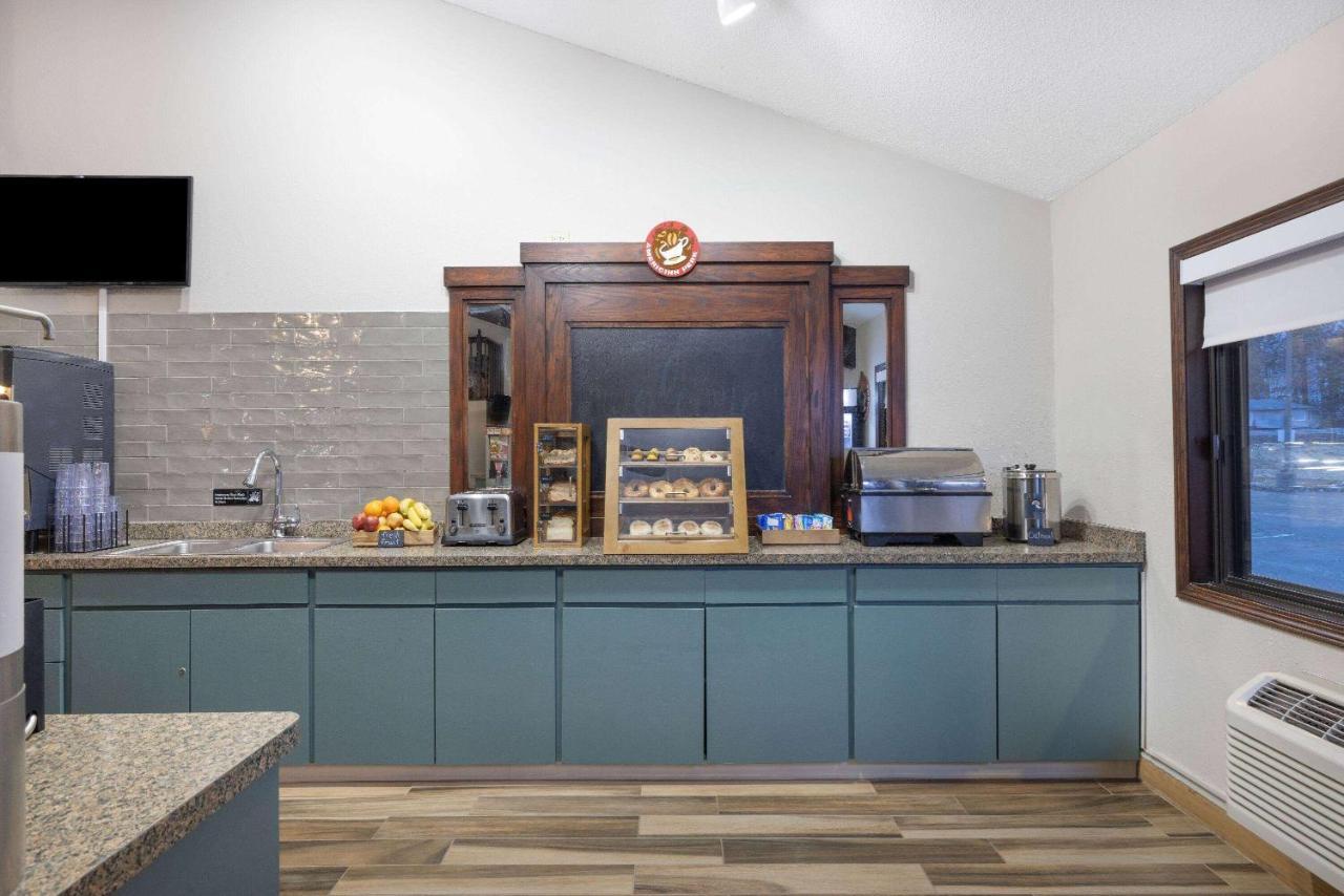 Americinn By Wyndham South Proctor Black Woods Event Ctr